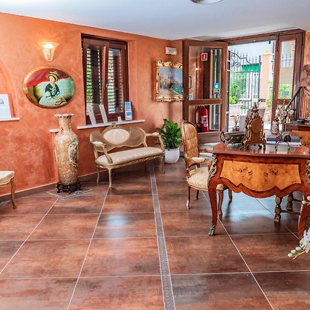 Villa Grace Tombolato Montesilvano Exterior foto